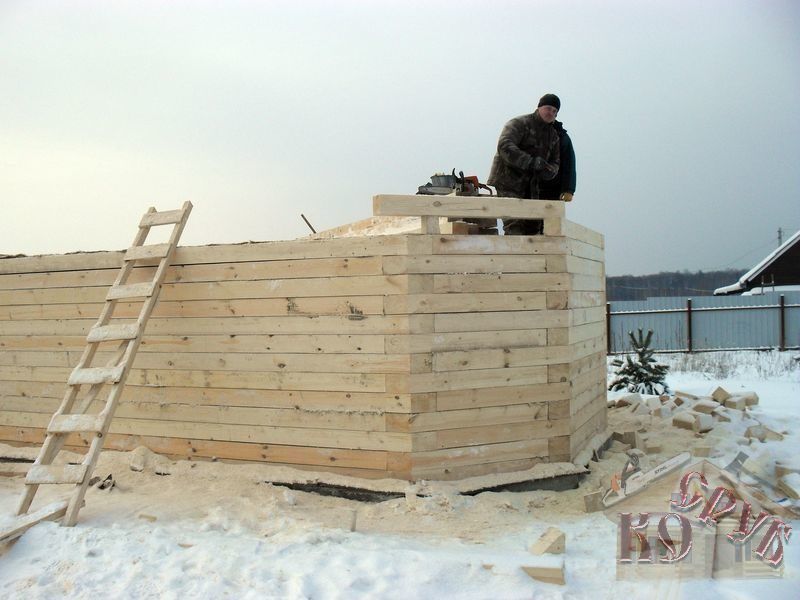 Дом из бруса под ключ с эркером