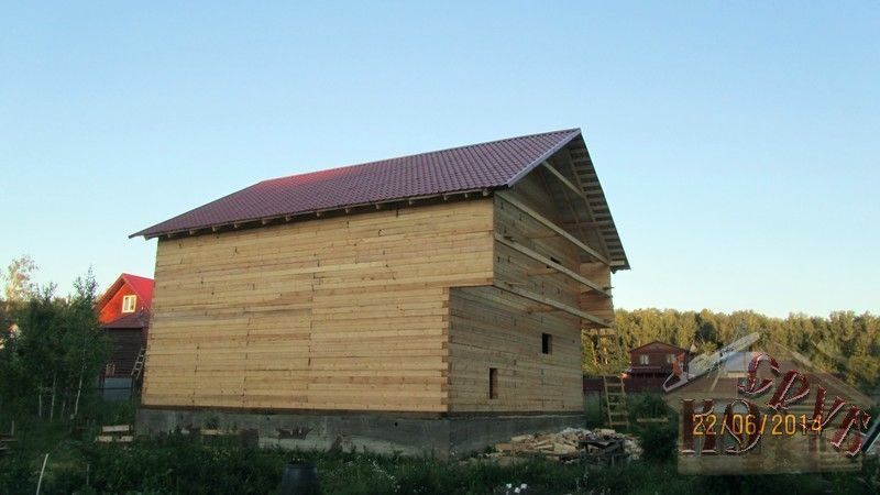 Двухэтажный дом из бруса 10х10